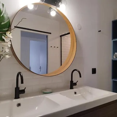 Apartment La Sevillana - 3 Bedrooms - Cute Terrace - 2 Parkings *
