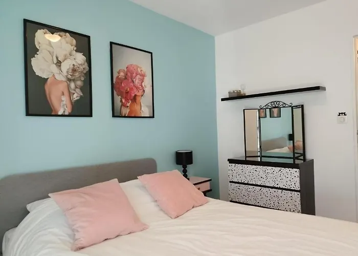 La Sevillana - 3 Bedrooms - Cute Terrace - 2 Parkings *