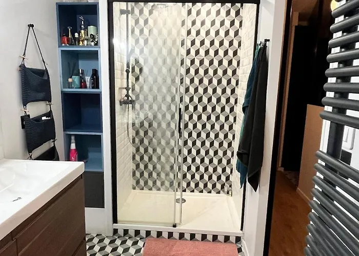 Apartment La Sevillana - 3 Bedrooms - Cute Terrace - 2 Parkings *