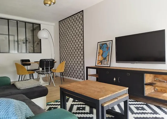 Appartamento La Sevillana - 3 Bedrooms - Cute Terrace - 2 Parkings